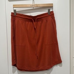 Lou and Grey size medium orange sweater skirt